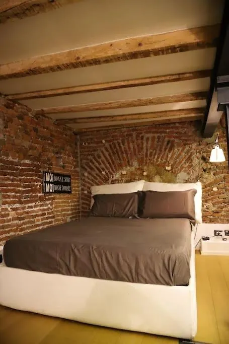 Loft Di Design Nel Cuore Di Milano 0*, Milan