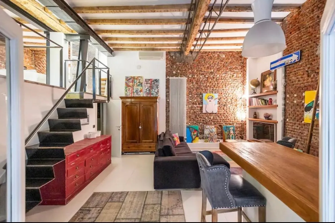 Loft Di Design Nel Cuore Di Milano Italie